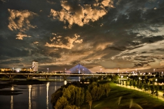 Puente Real - Edificio Badajoz Siglo XXI